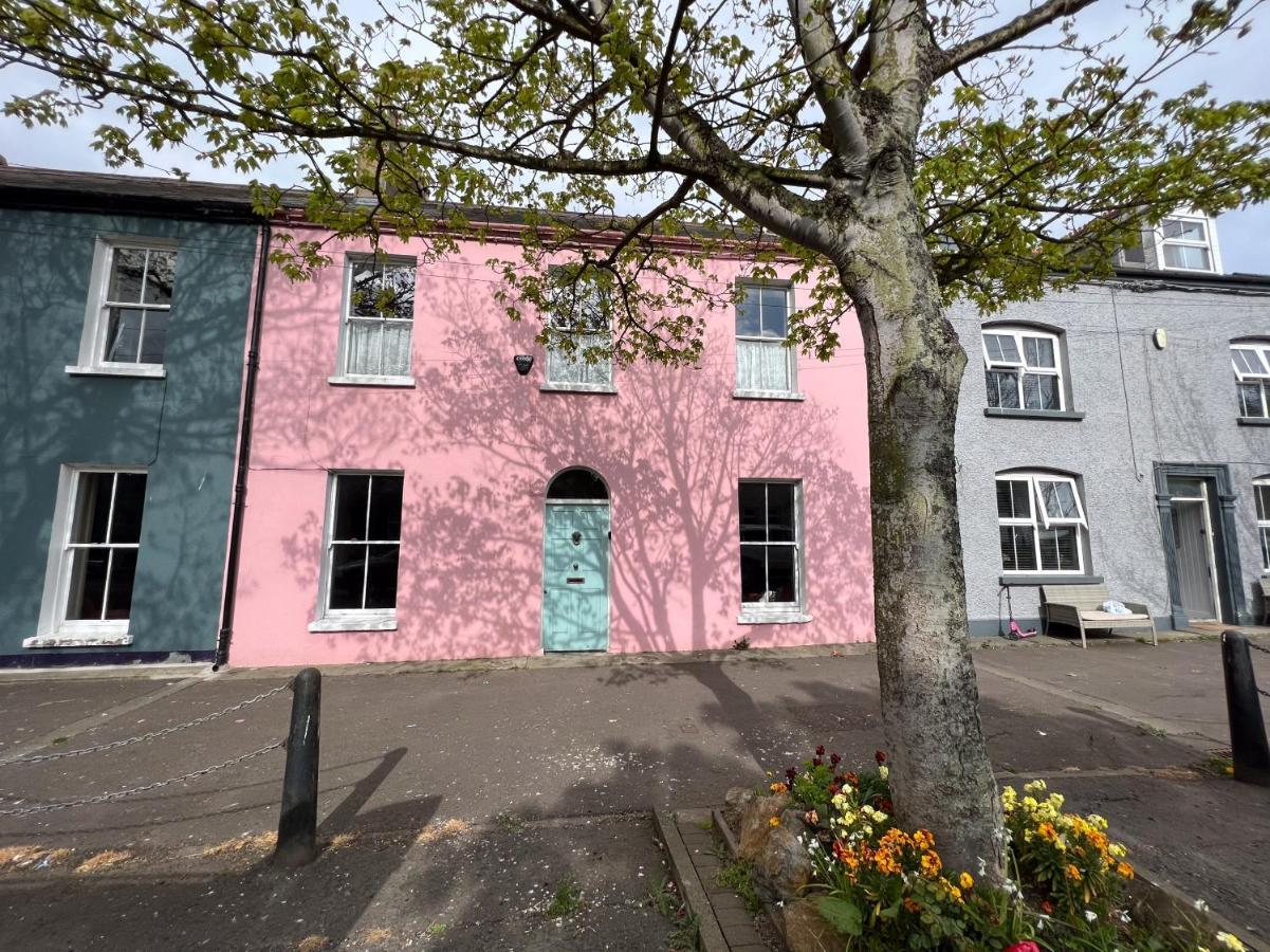 Unique Townhouse With Large Garden Down To The Sea Villa Killough Luaran gambar