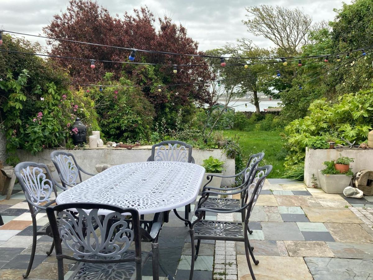 Unique Townhouse With Large Garden Down To The Sea Villa Killough Luaran gambar
